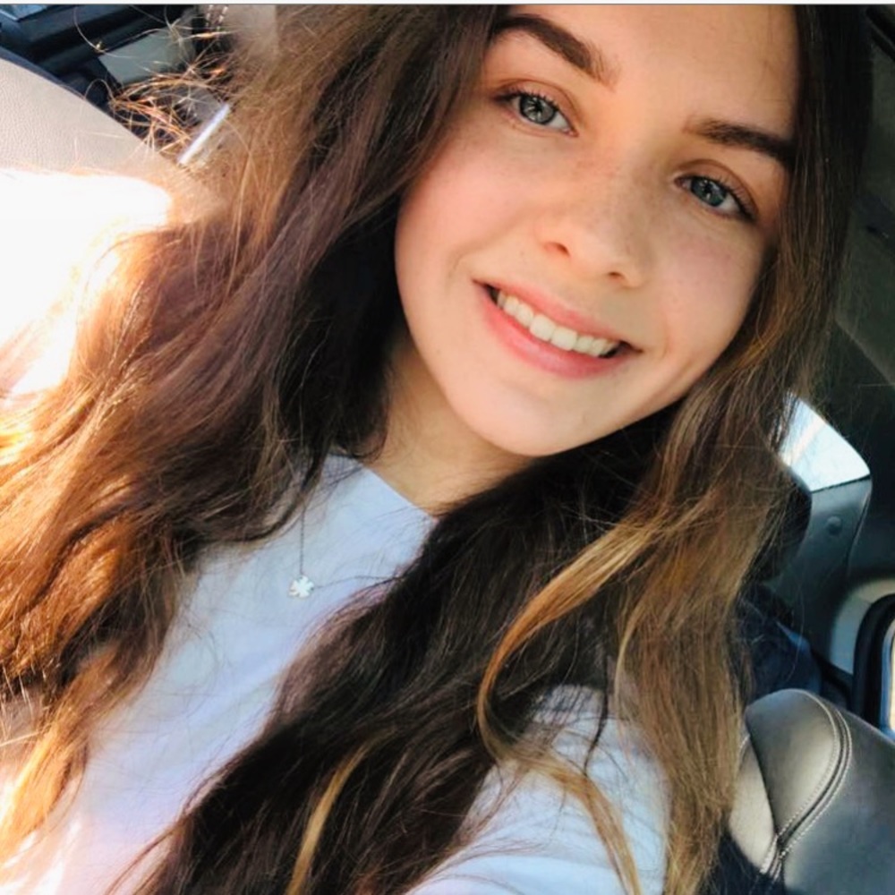 Meet your Posher, Hannah
